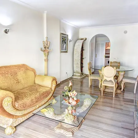 Puerto Marina Apartamento Exclusivo *